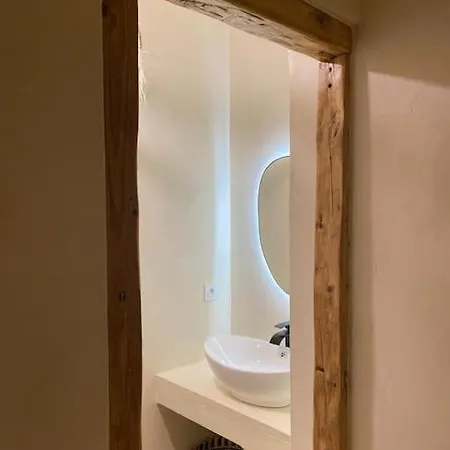 T2 L'evasion - Terrasse - Parking Gratuit - Climatisation * Баньер-де-Бигор